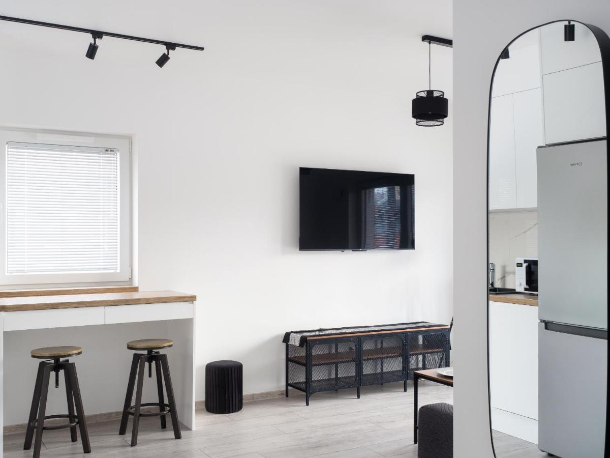 Szwedzka 22C Separate Bedroom Free Garage By Perfect Apart 바르샤바 외부 사진